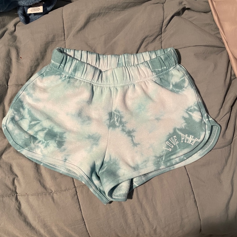 •VS PINK• varsity shorts